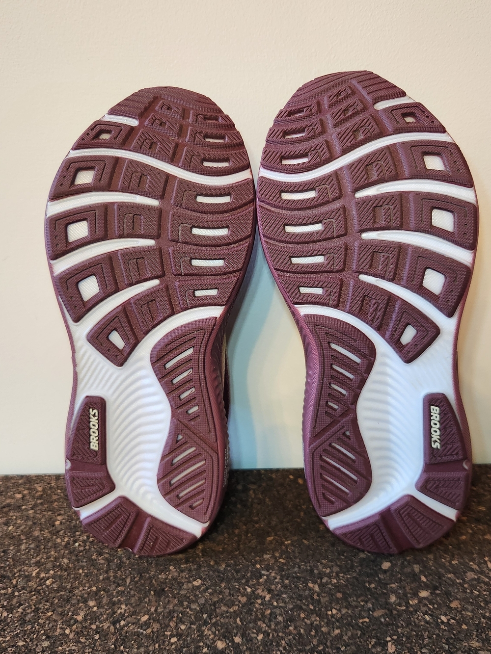 Brooks Ghost 17 Running Shoes Womens Size 7 - Picture 7 of 9